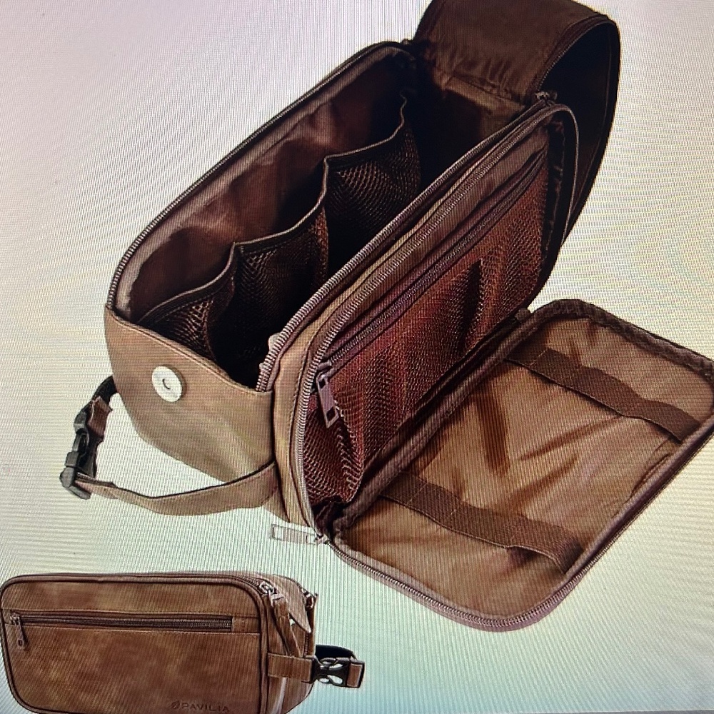 Men’s toiletry bag